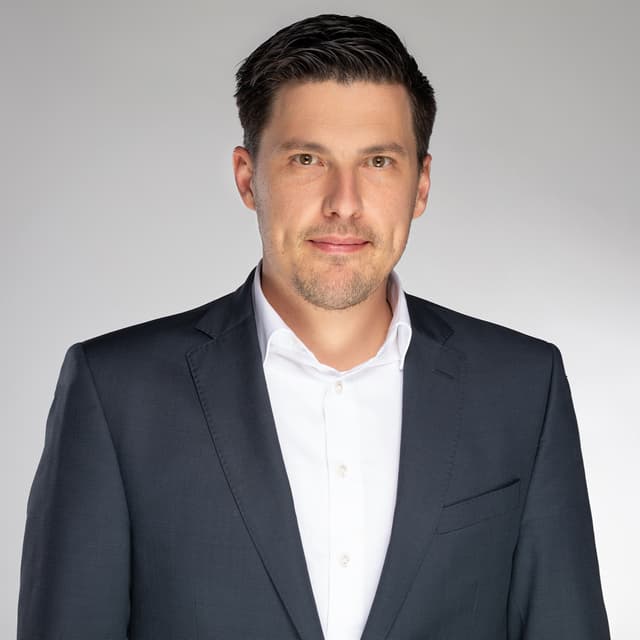 Alexander  Reitz