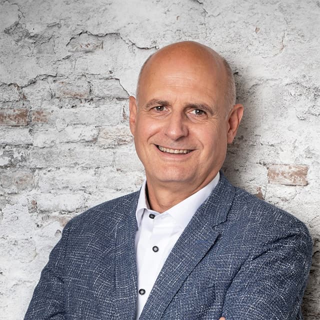 Harald  Wochner