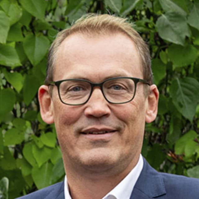 Toby Hodgson